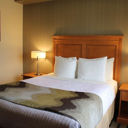 Best Western King George Inn & Suites Surrey Zewnętrze zdjęcie