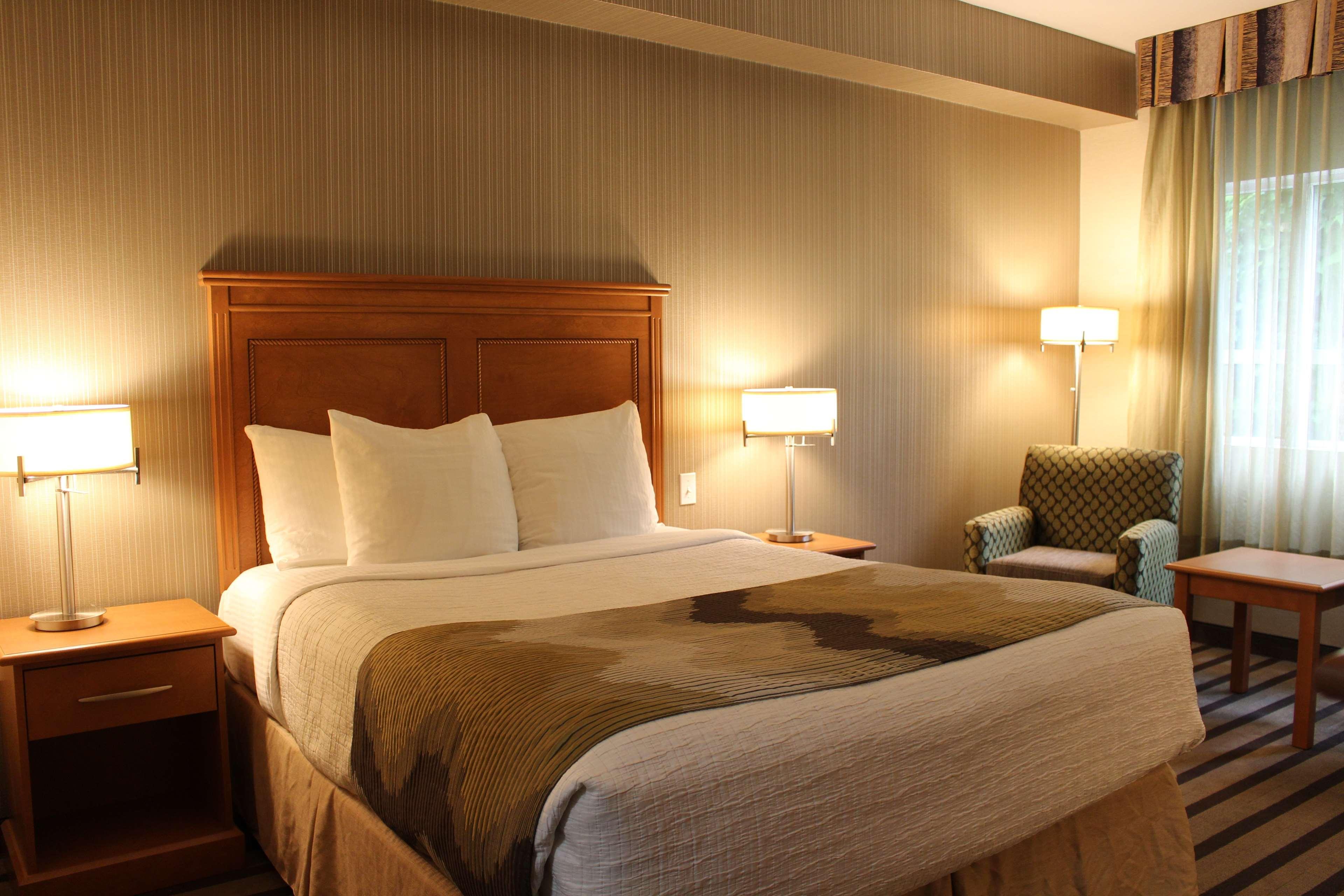 Best Western King George Inn & Suites Surrey Zewnętrze zdjęcie