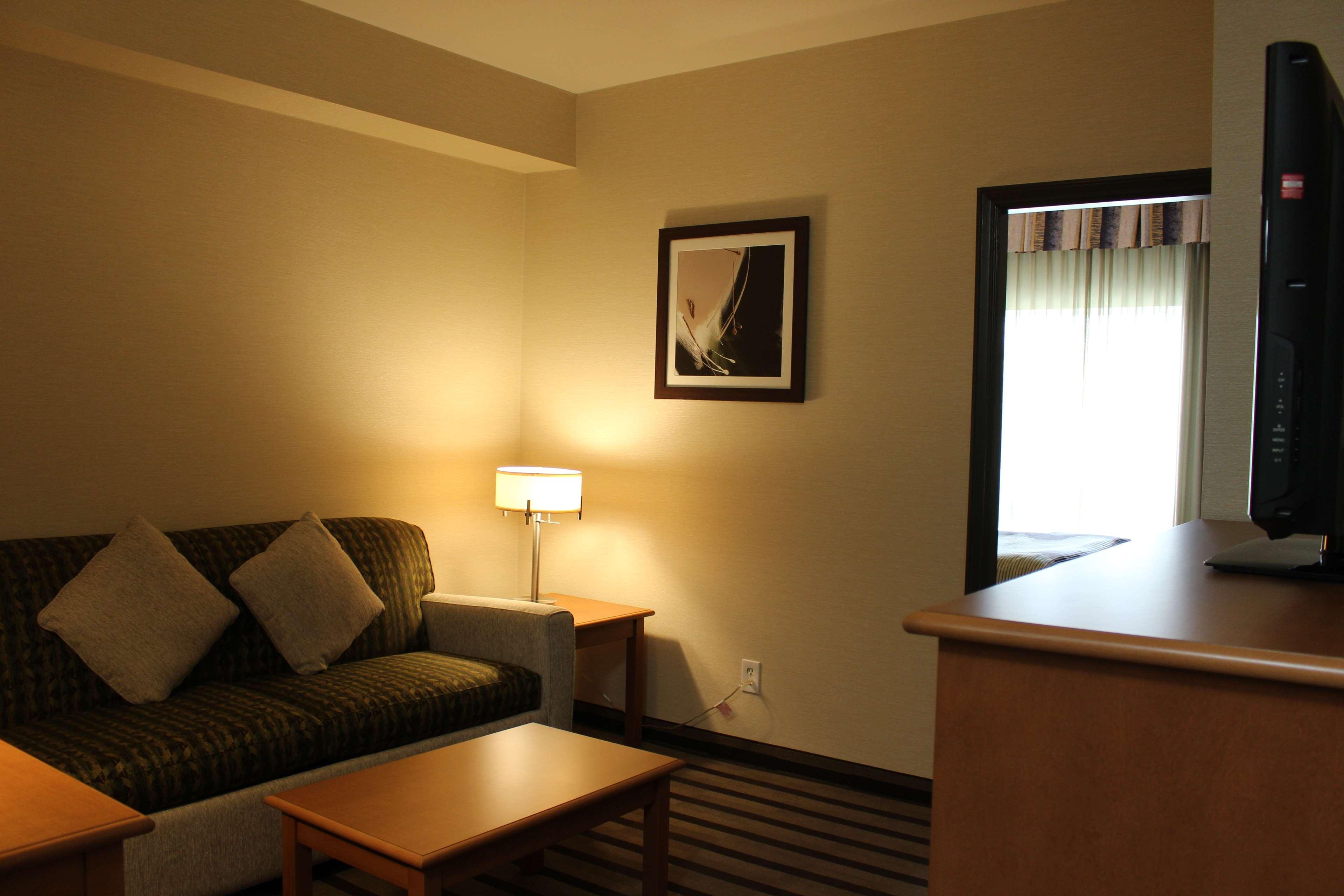 Best Western King George Inn & Suites Surrey Zewnętrze zdjęcie