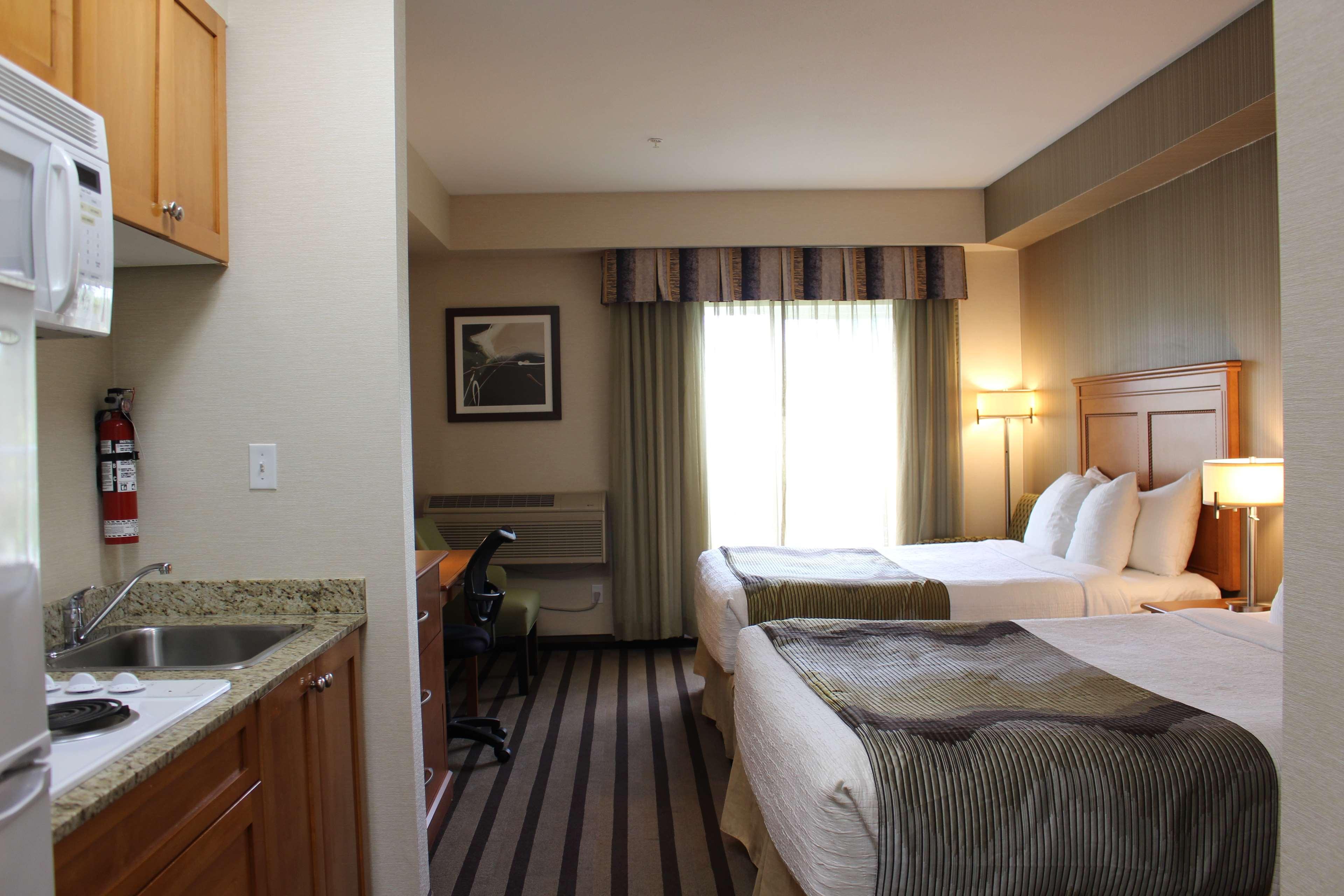 Best Western King George Inn & Suites Surrey Zewnętrze zdjęcie