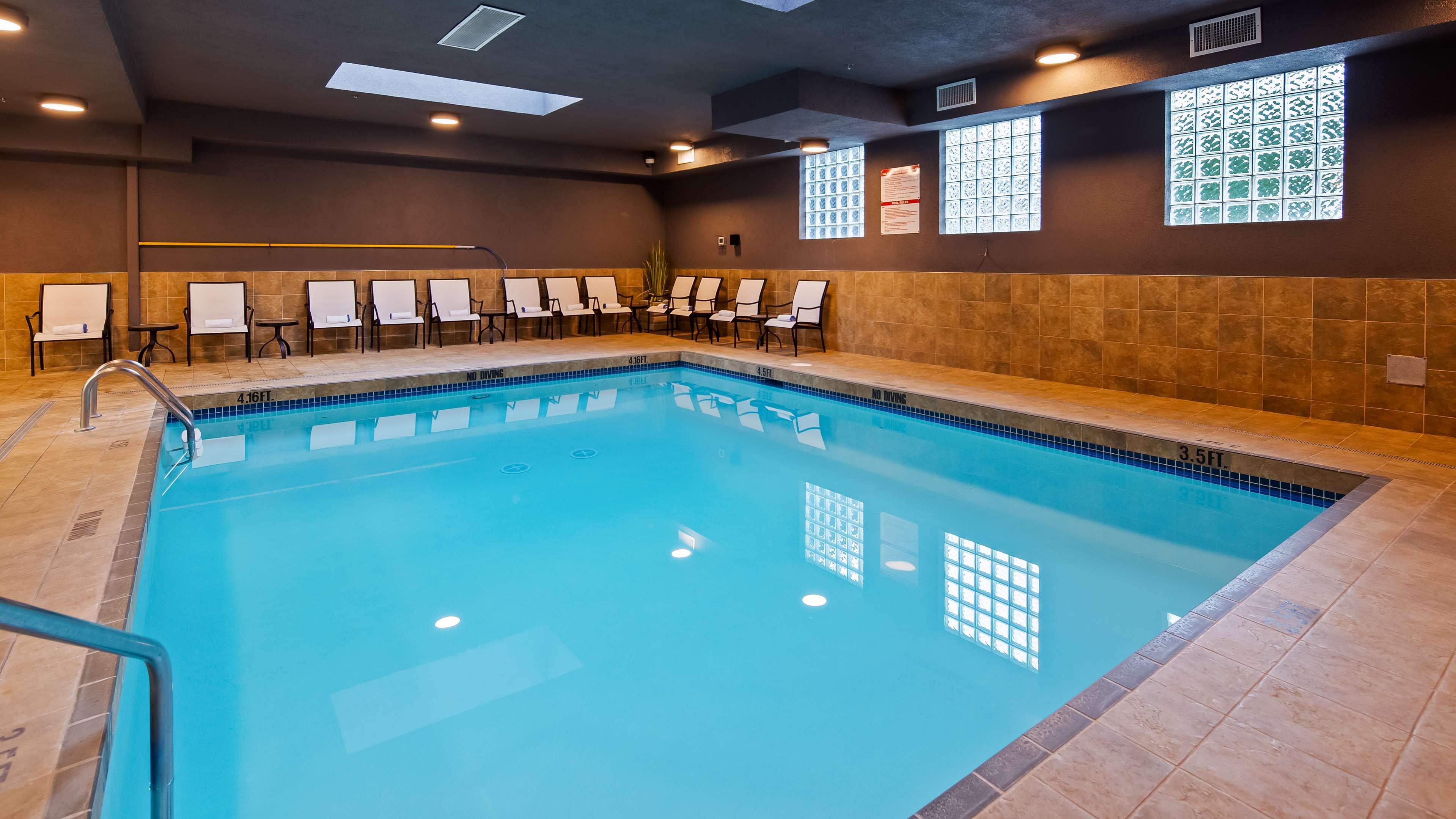 Best Western King George Inn & Suites Surrey Zewnętrze zdjęcie
